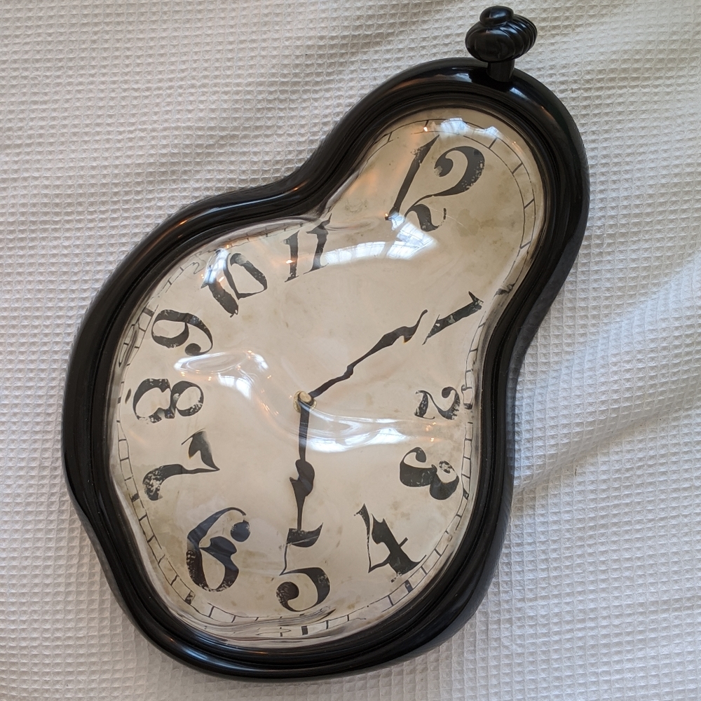 Art deco wall clock